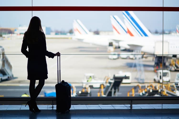 icon image of How to Check Airport Lounge Access on Credit Card